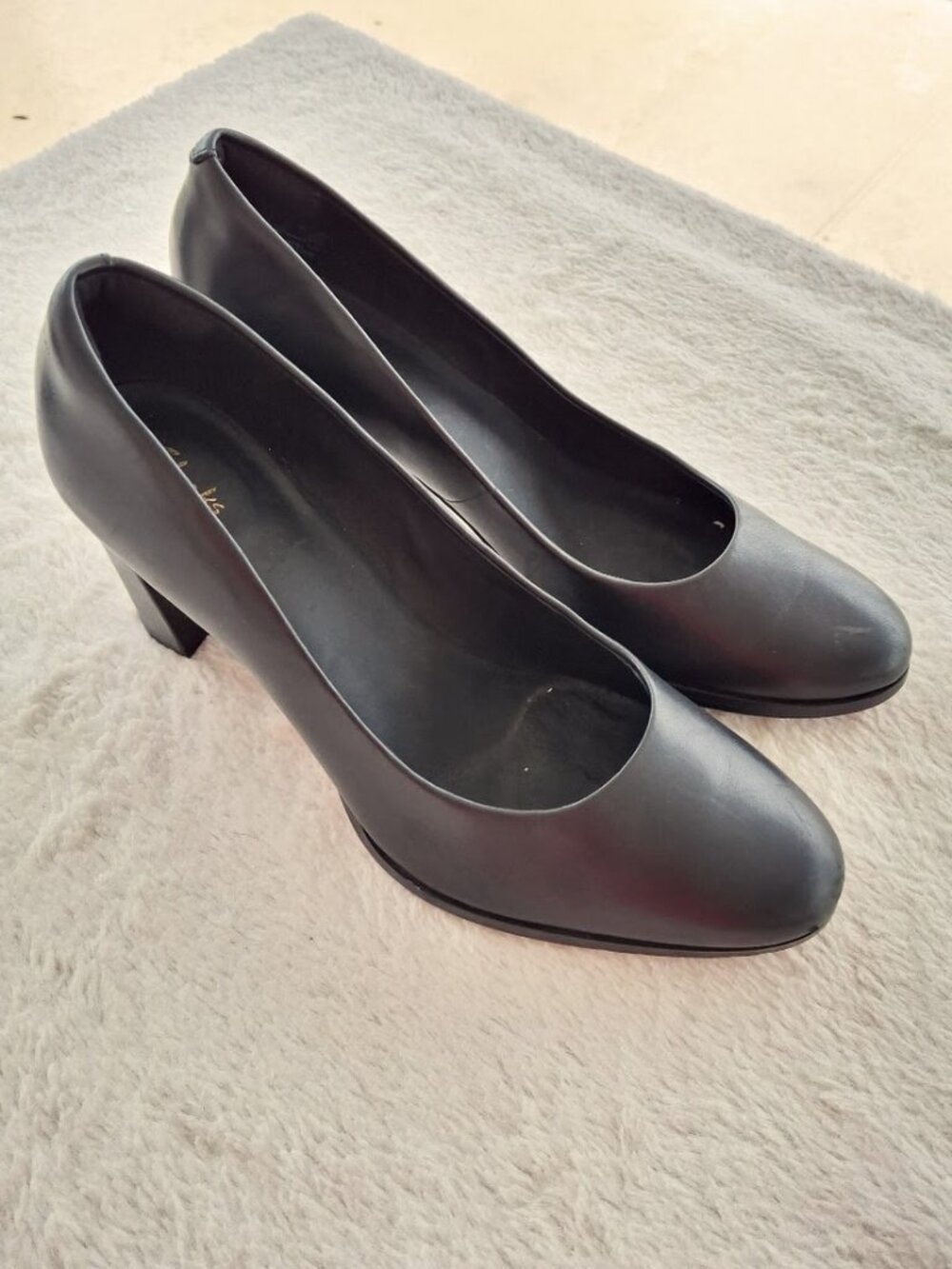 Clarks Kaylin Cara 2 Black Leather Almond Toe Block Heel Comfort Dress Pumps 9M